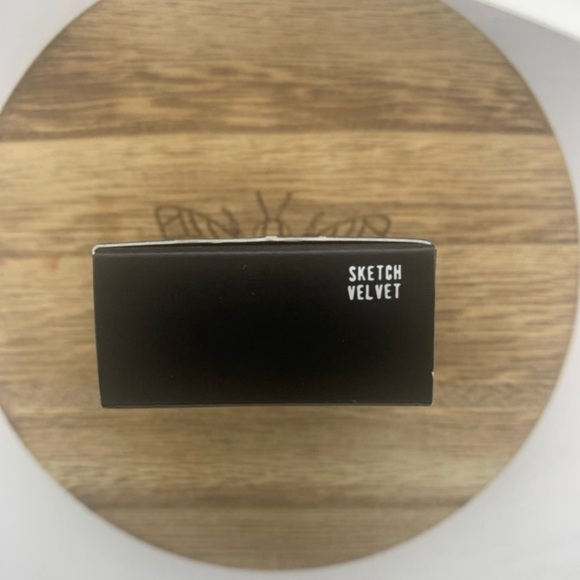 MAC Cosmetics Eye Shadow SKETCH Velvet color New - Picture 4 of 5